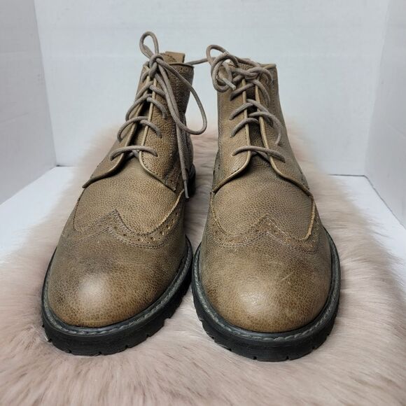 Florsheim Limited Tan Distressed Pebbled Leather Wingtips Ankle Boots 10.5D - Picture 2 of 9